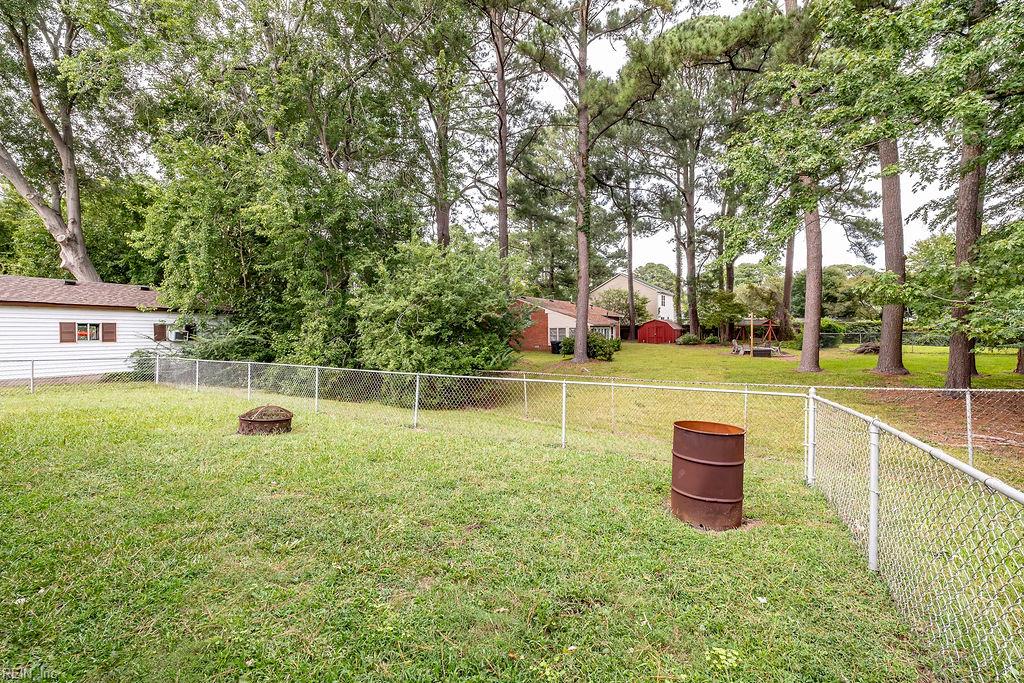 31 Warren Dr Property Photo 36