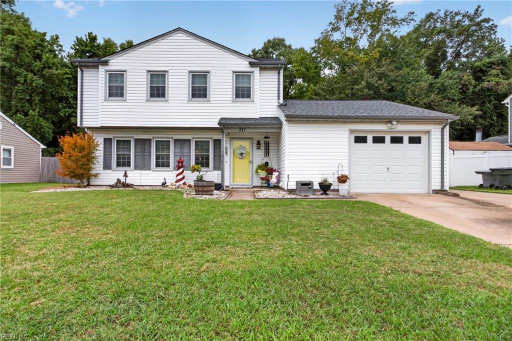 217 Eastlawn DR