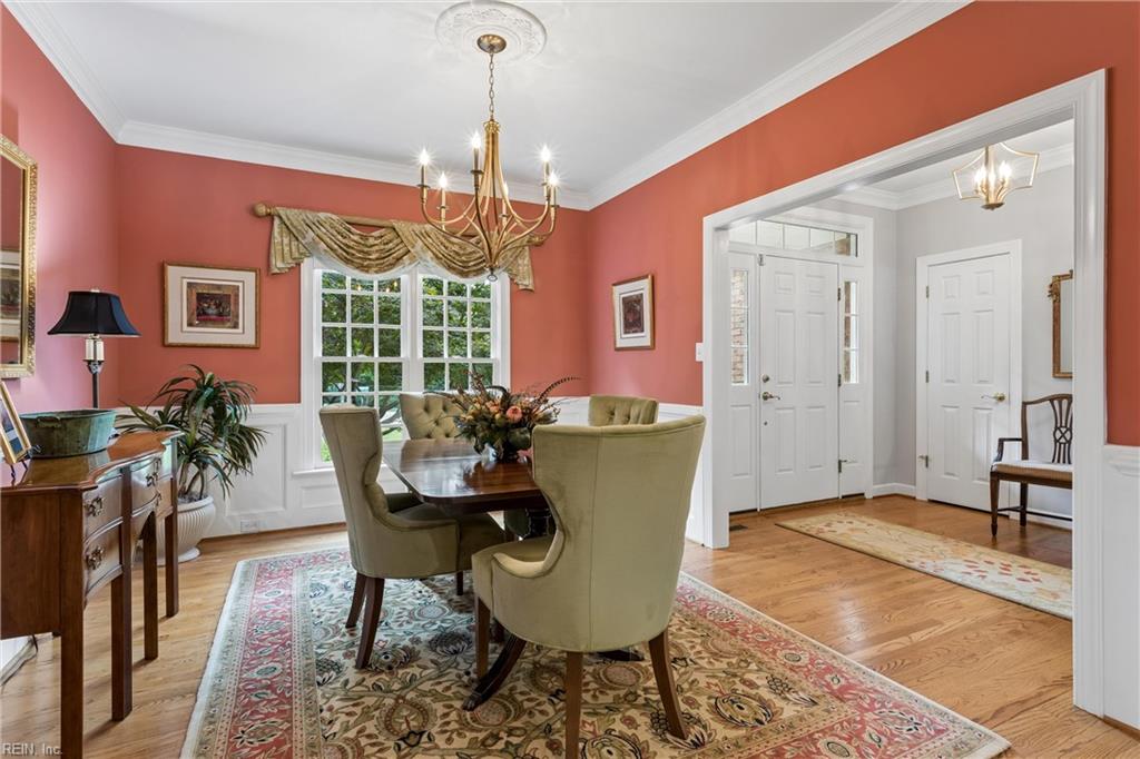 100 Spring Br Property Photo 6