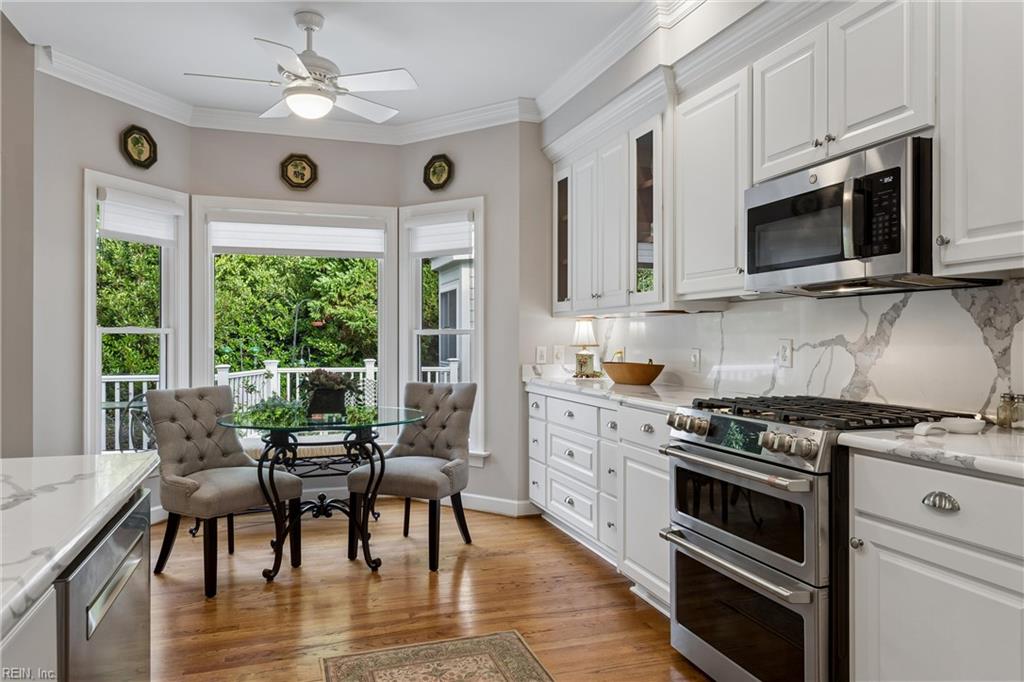 100 Spring Br Property Photo 17