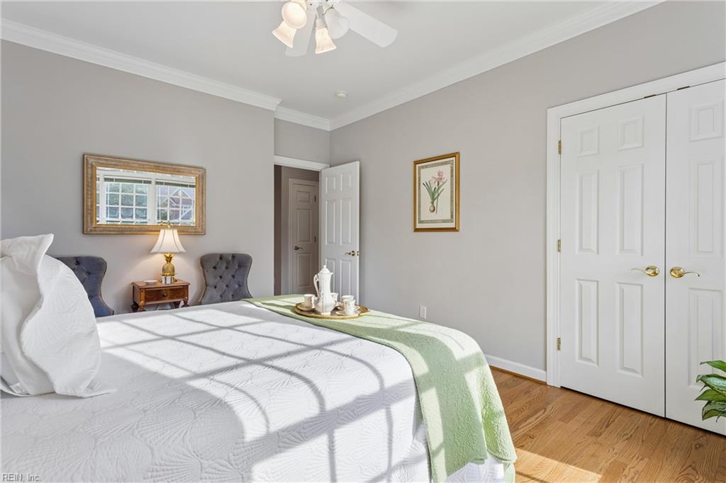 100 Spring Br Property Photo 29