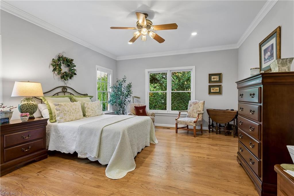 100 Spring Br Property Photo 30