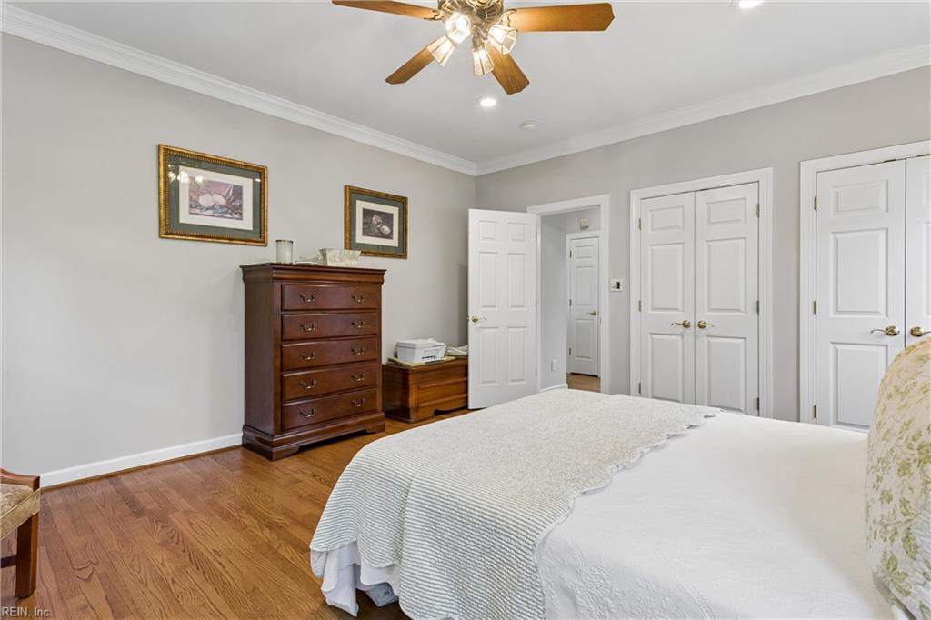 100 Spring Br Property Photo 32