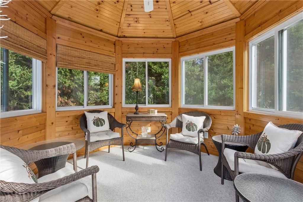 100 Spring Br Property Photo 38