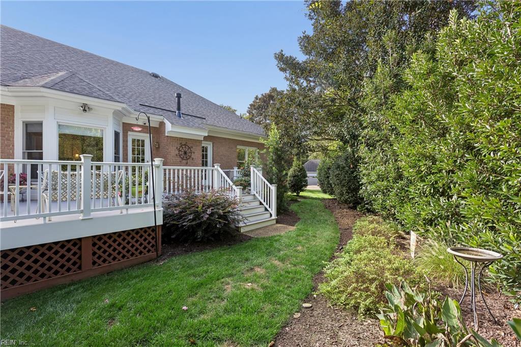 100 Spring Br Property Photo 39