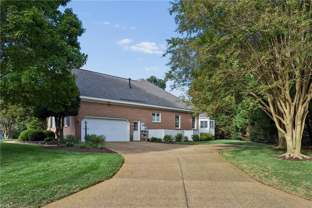 100 Spring Br Property Photo 42