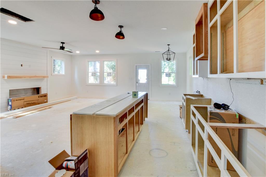 1912 Montclair Ave Property Photo 3