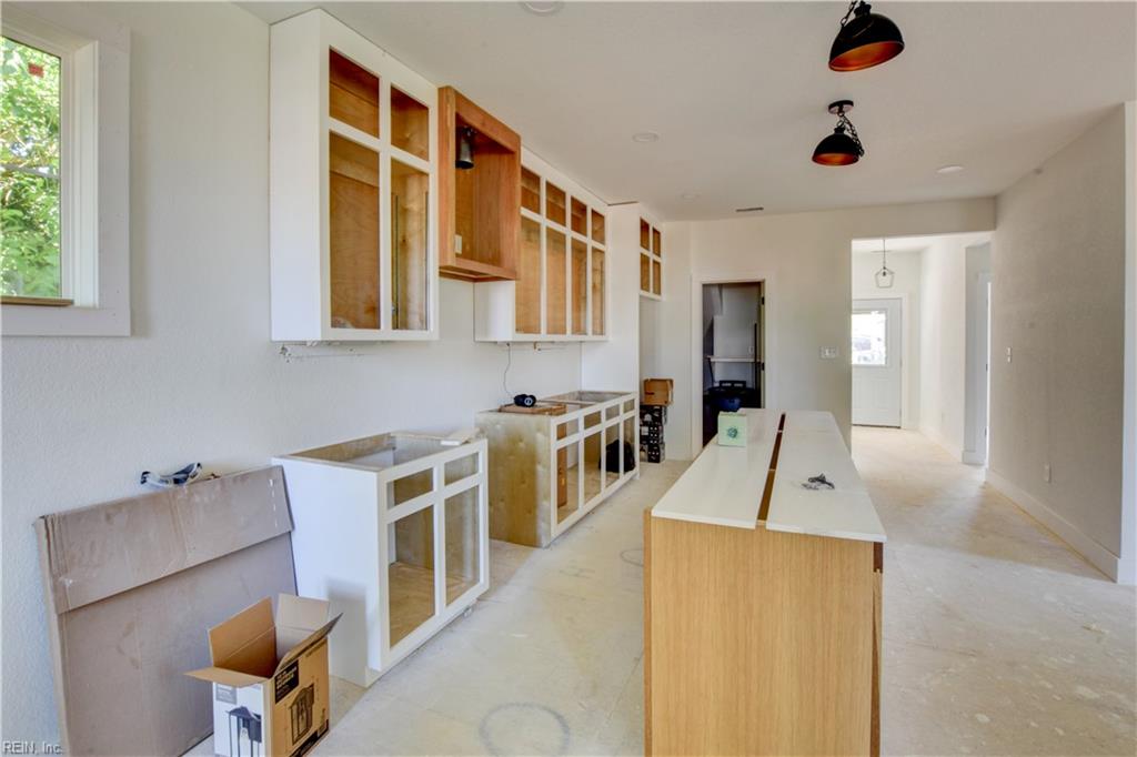 1912 Montclair Ave Property Photo 7