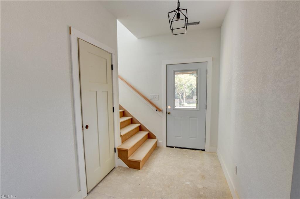 1912 Montclair Ave Property Photo 17