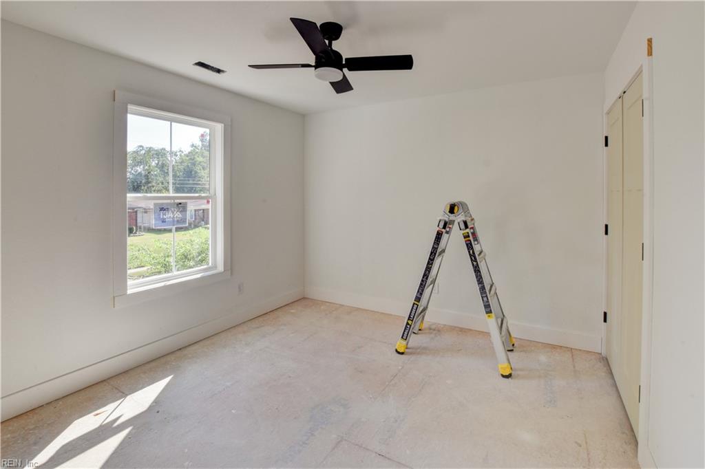 1912 Montclair Ave Property Photo 25