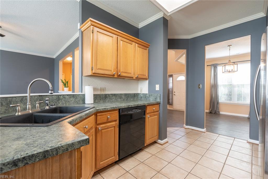 518 Whisper Walk Property Photo 4