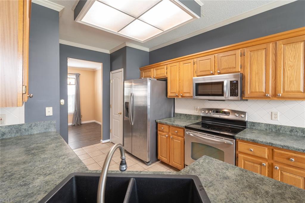 518 Whisper Walk Property Photo 6