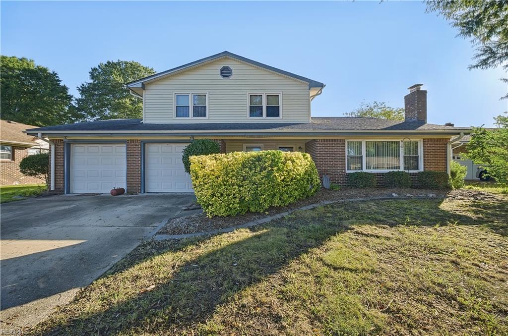 648 Charlecote DR Property Photo 1