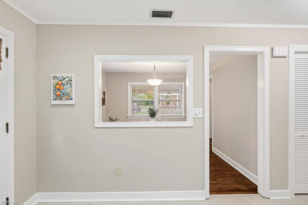 1440 Huntington Cres Property Photo 19