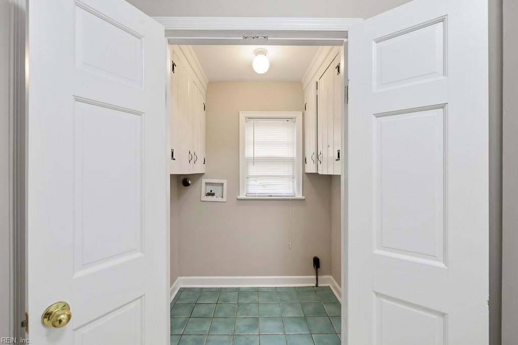 1440 Huntington Cres Property Photo 22