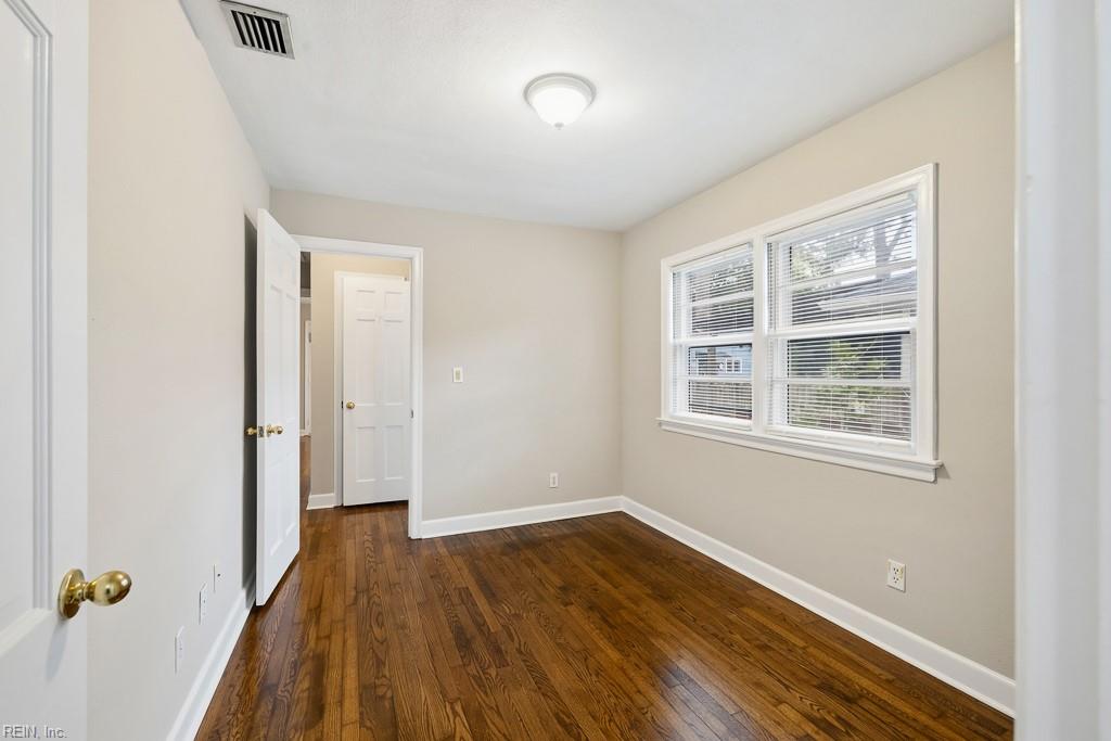 1440 Huntington Cres Property Photo 23