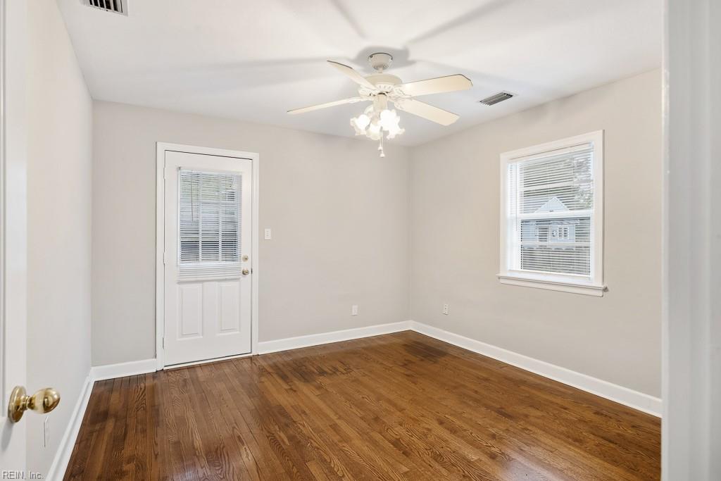 1440 Huntington Cres Property Photo 32