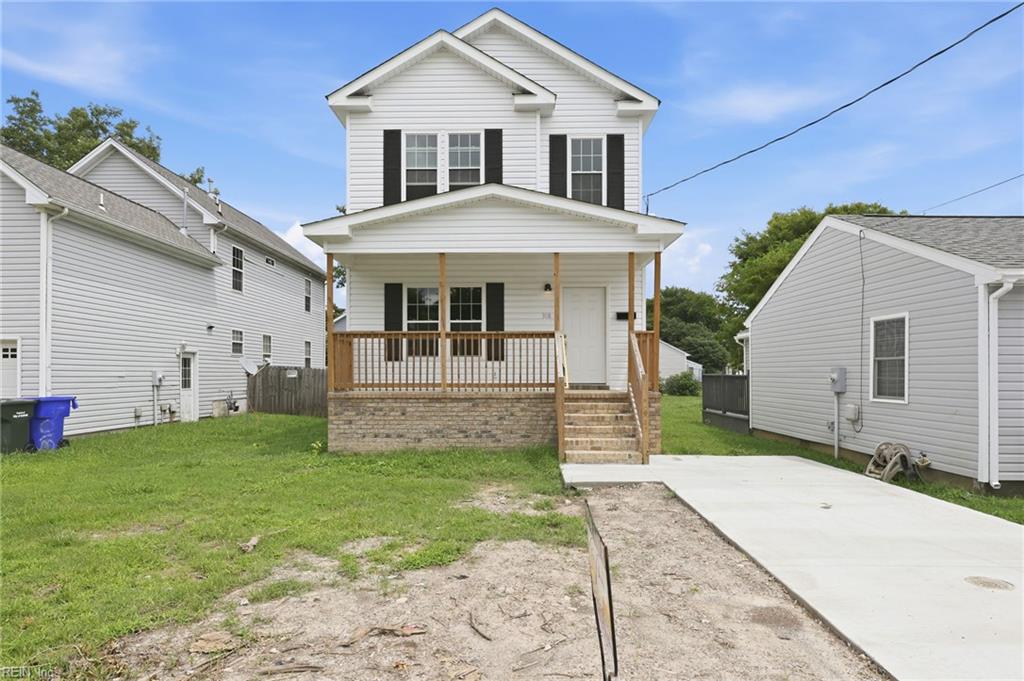 308 N Lloyd ST Property Photo 1