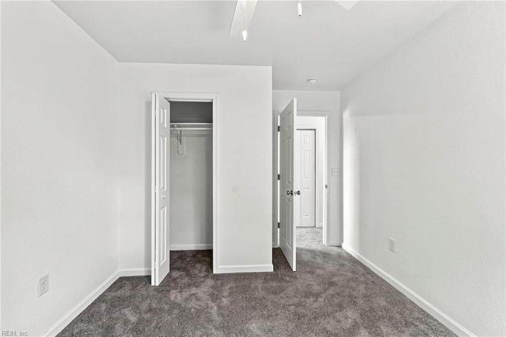308 N Lloyd St Property Photo 21