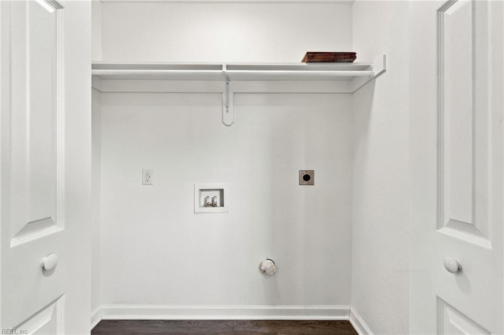 308 N Lloyd St Property Photo 36
