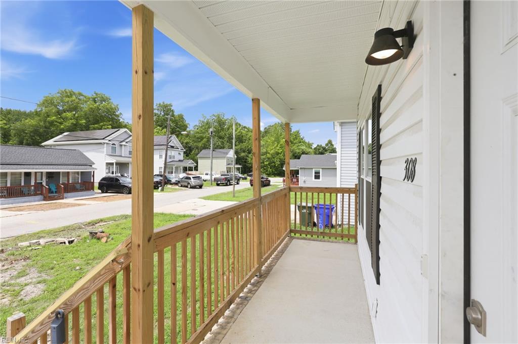 308 N Lloyd St Property Photo 37