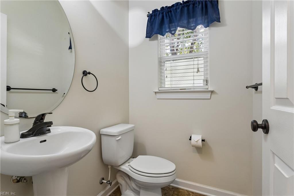 102 Lakeview Cv Property Photo 17