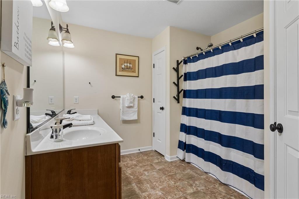 102 Lakeview Cv Property Photo 25