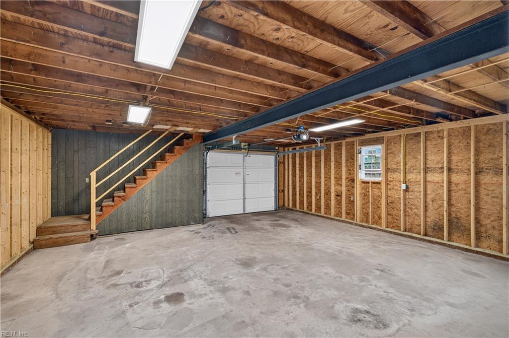 2706 Halsey St Property Photo 27