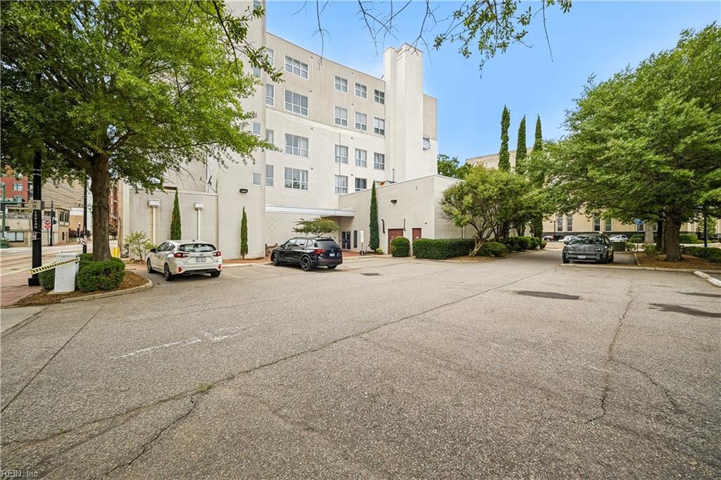 500 Granby St Property Photo 2