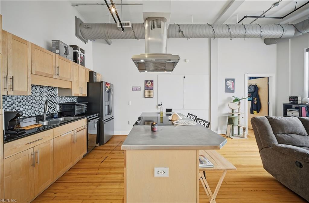 500 Granby St Property Photo 12