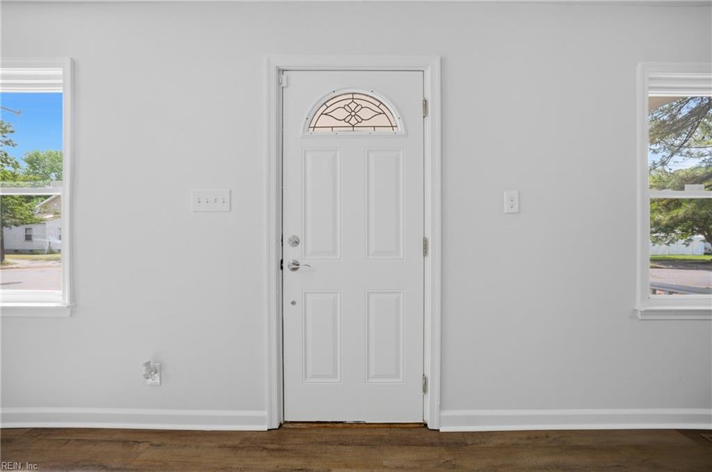 2801 Dunkirk Ave Property Photo 18