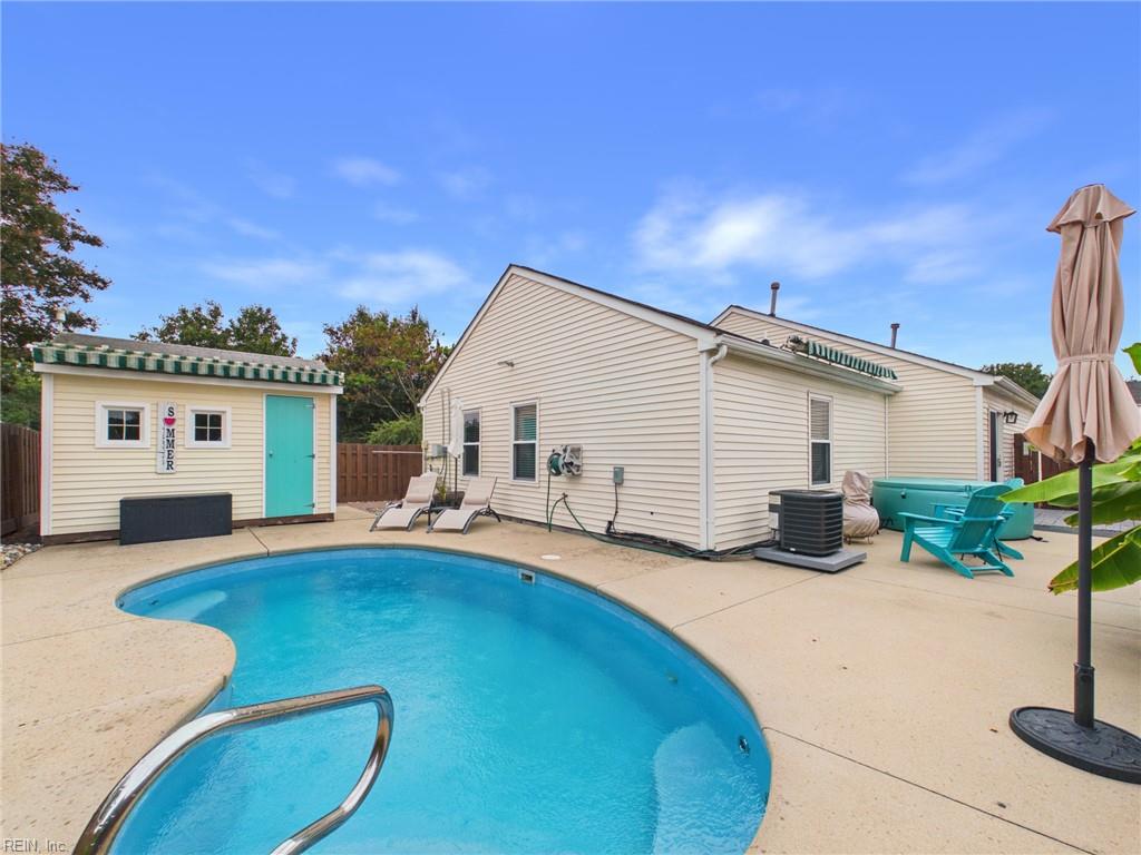 525 Hillshire Way Property Photo 11