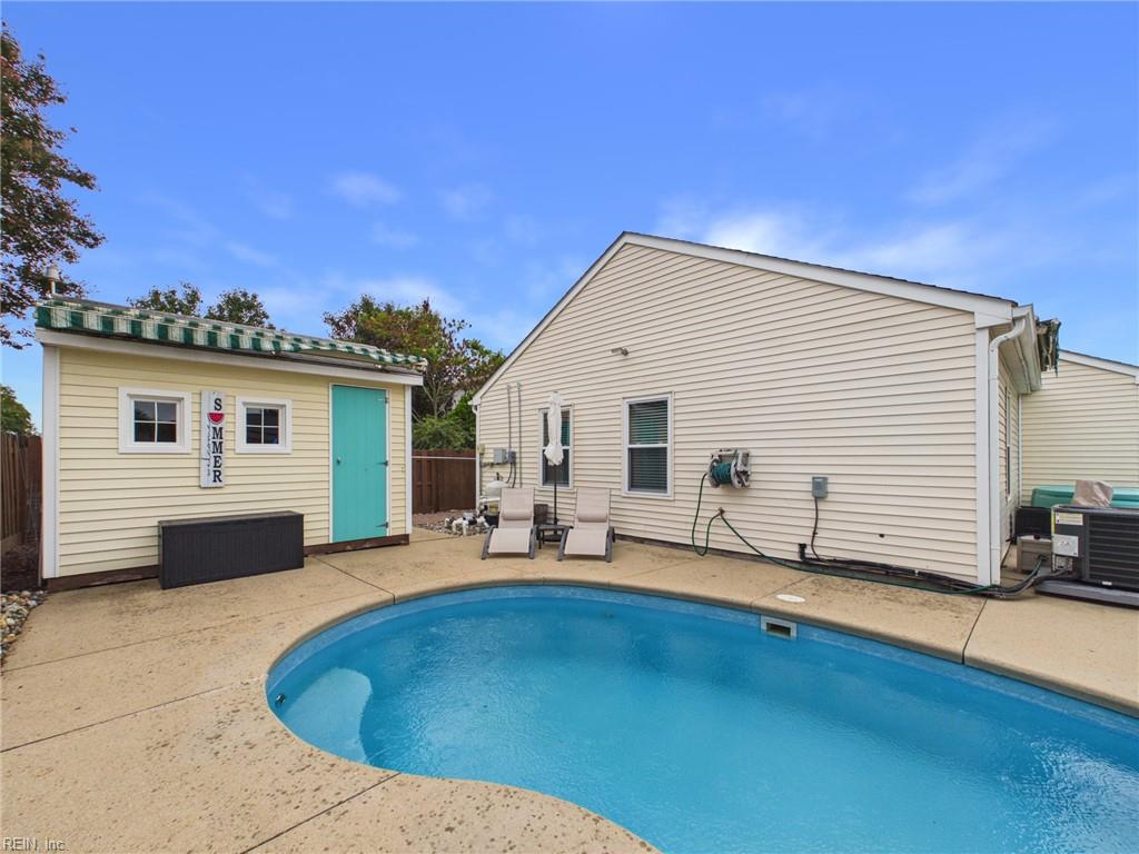 525 Hillshire Way Property Photo 12