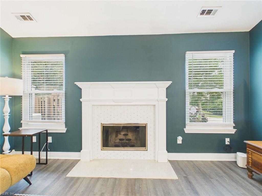525 Hillshire Way Property Photo 30