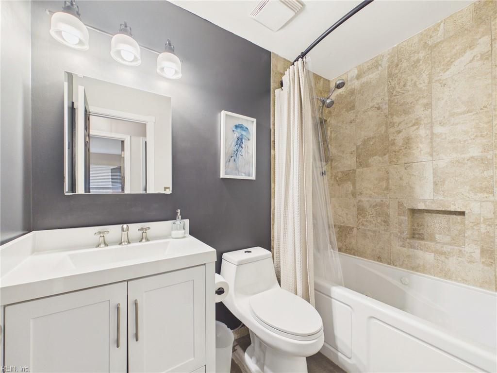 525 Hillshire Way Property Photo 37