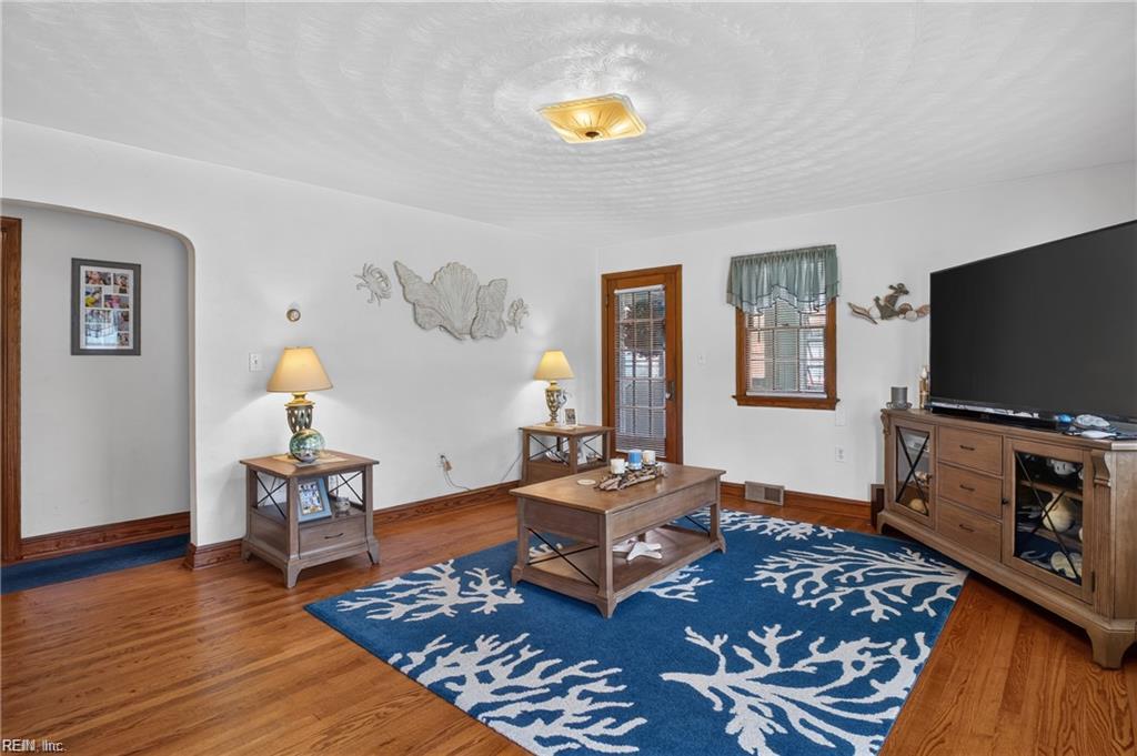 308 Hanbury Ave Property Photo 30