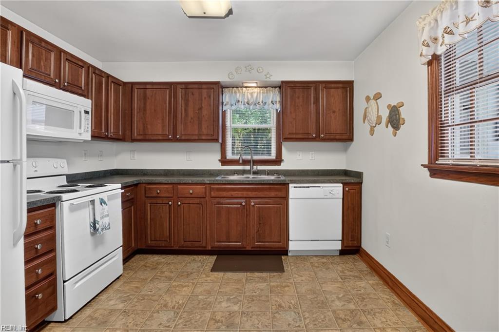 308 Hanbury Ave Property Photo 33