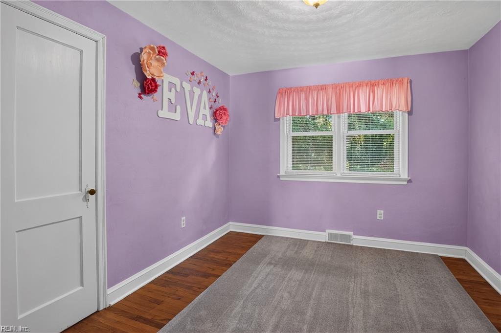 308 Hanbury Ave Property Photo 43