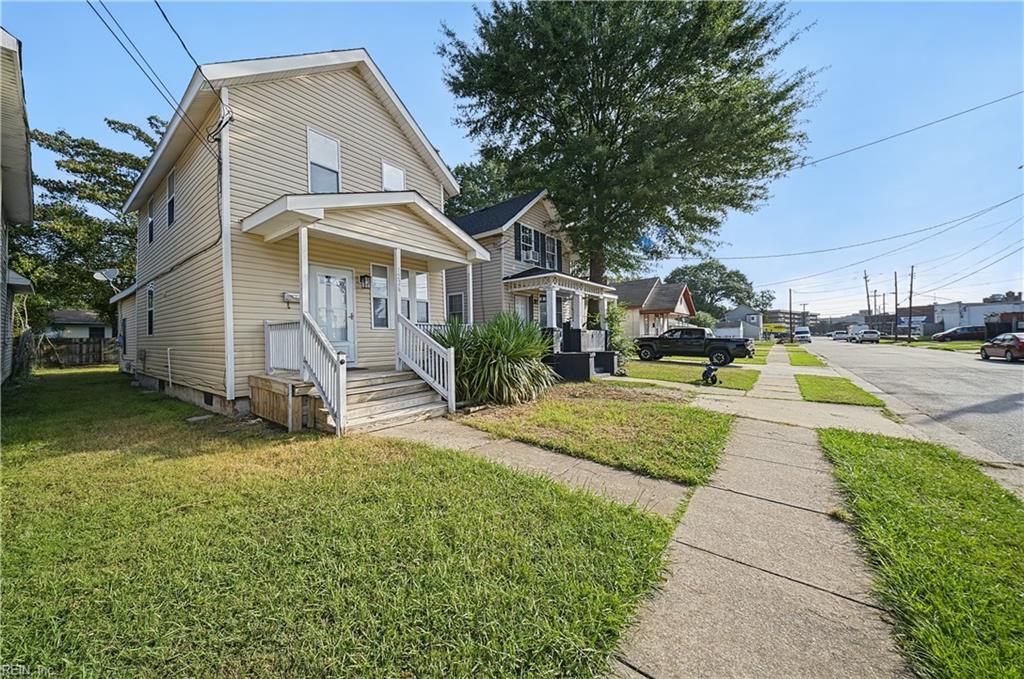 1226 Lindsay Ave Property Photo 1