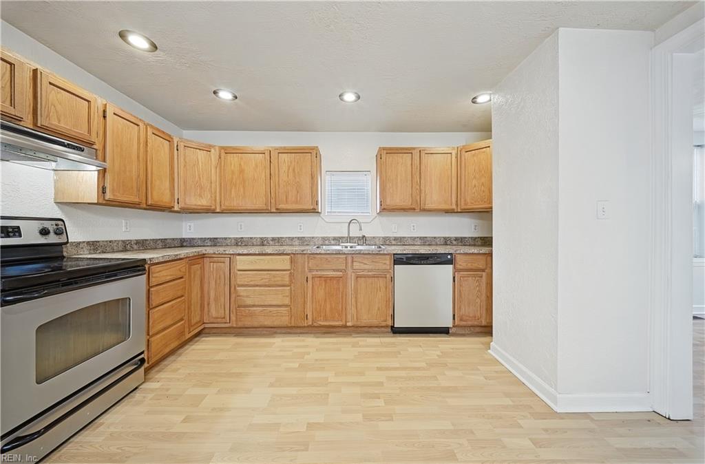 1226 Lindsay Ave Property Photo 8