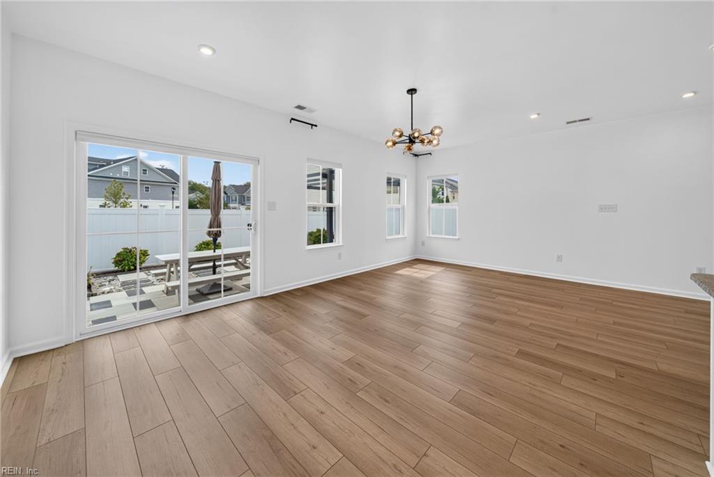 120 Stegg St Property Photo 13