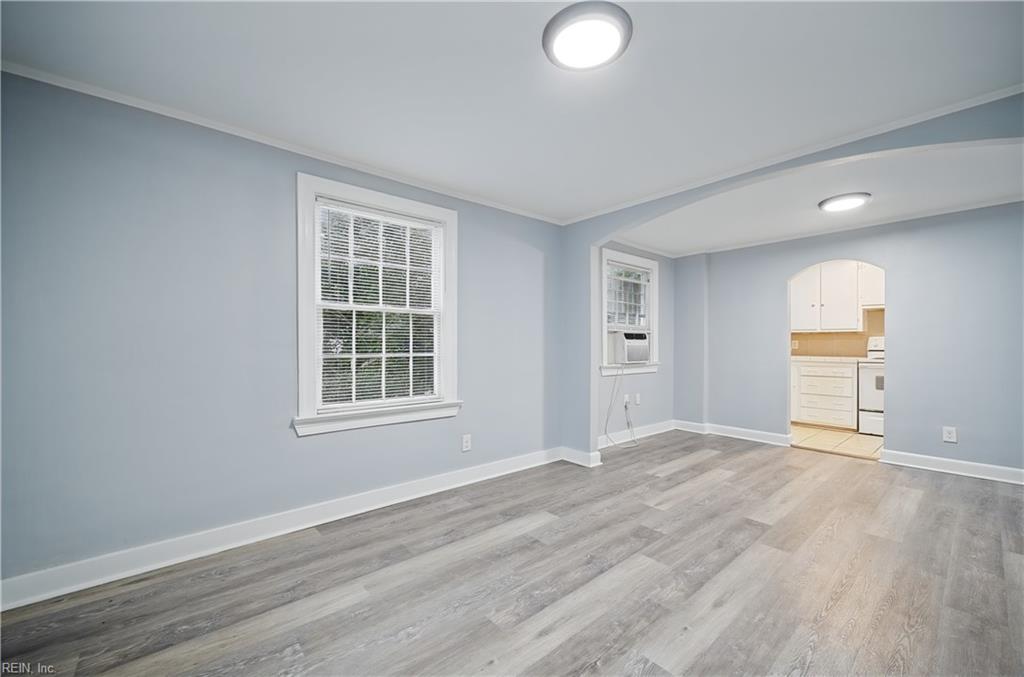 143 Maryland Ave Property Photo 4