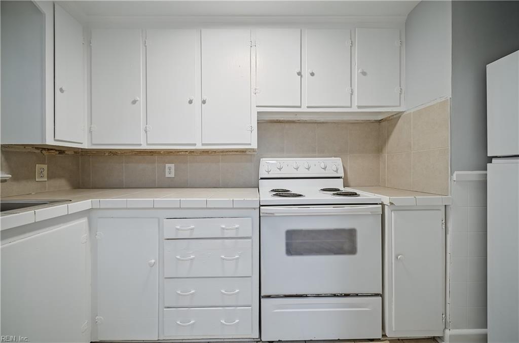 143 Maryland Ave Property Photo 9