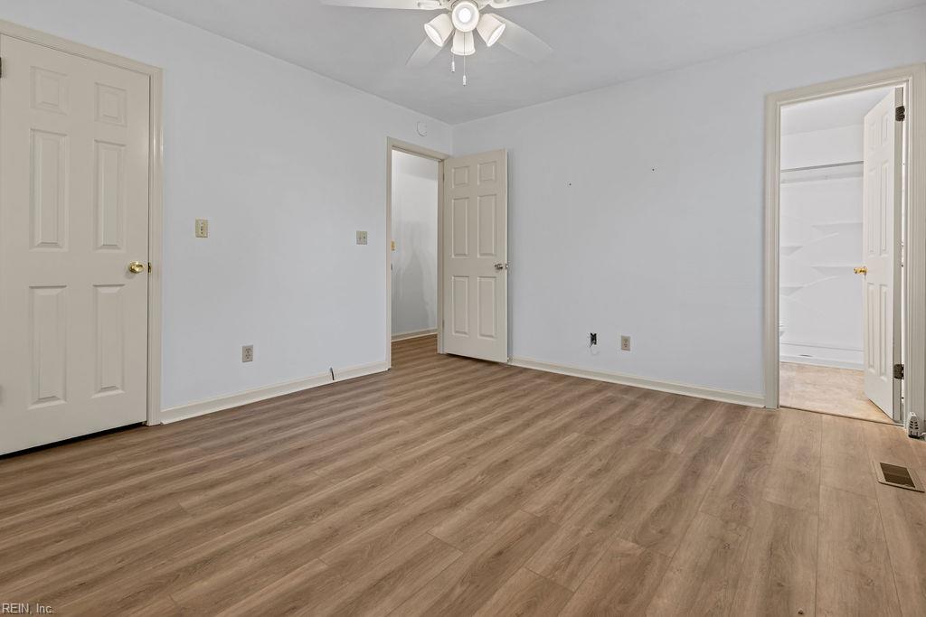 21029 Drake Rd Property Photo 14