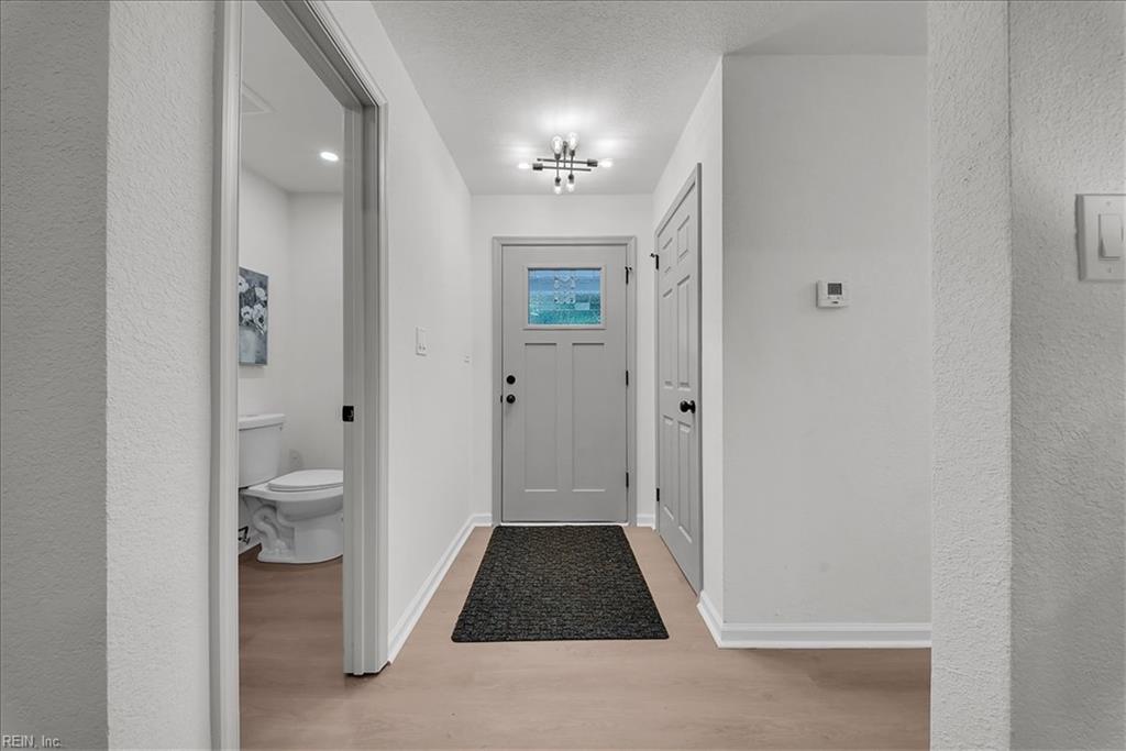 1301 Lakeside Rd Property Photo 6
