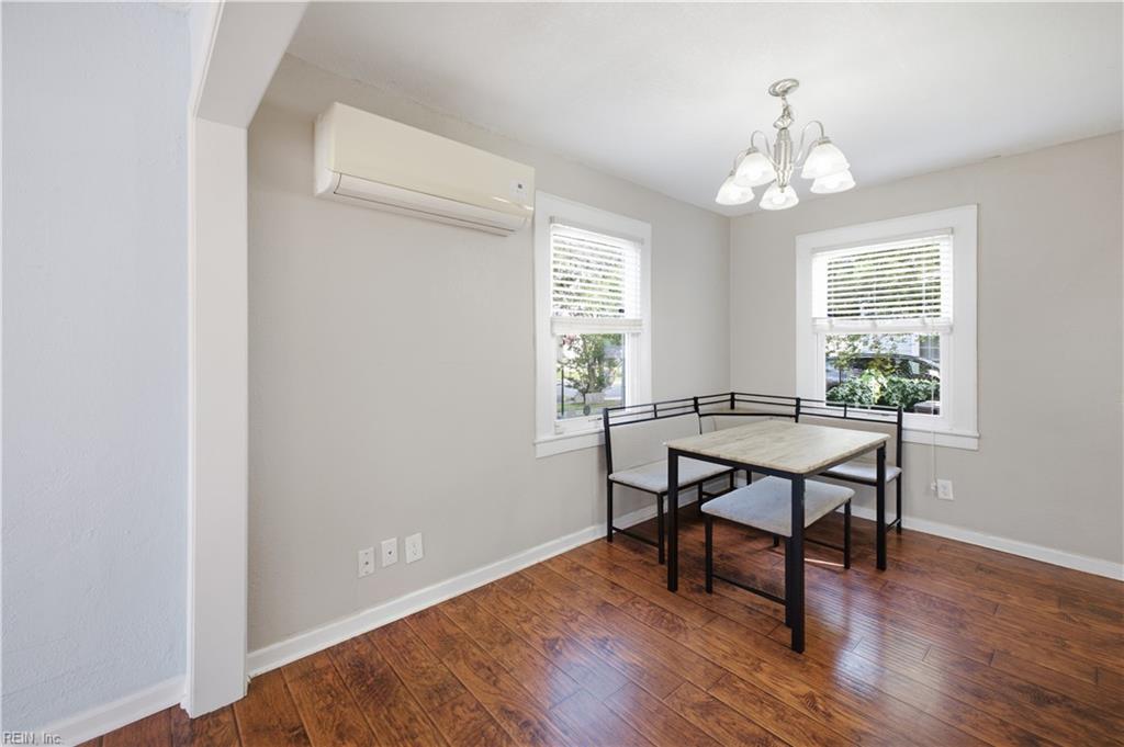 10 Alden Ave Property Photo 4
