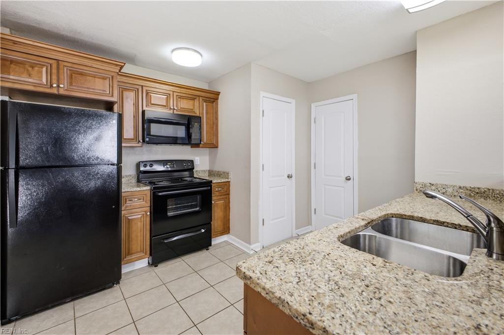 10 Alden Ave Property Photo 6