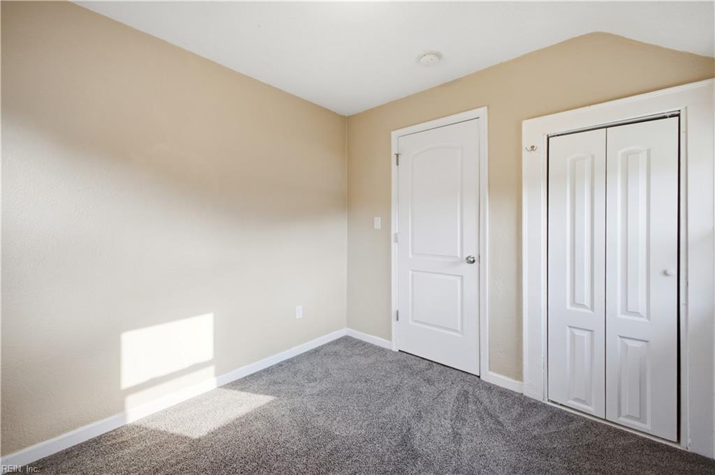 10 Alden Ave Property Photo 17