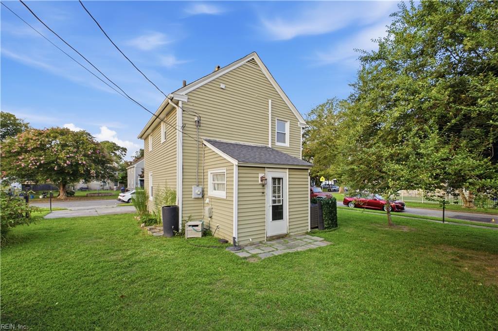 10 Alden Ave Property Photo 18