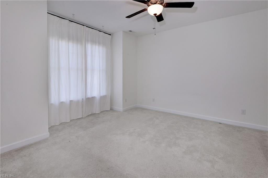 5441 Center St Property Photo 15